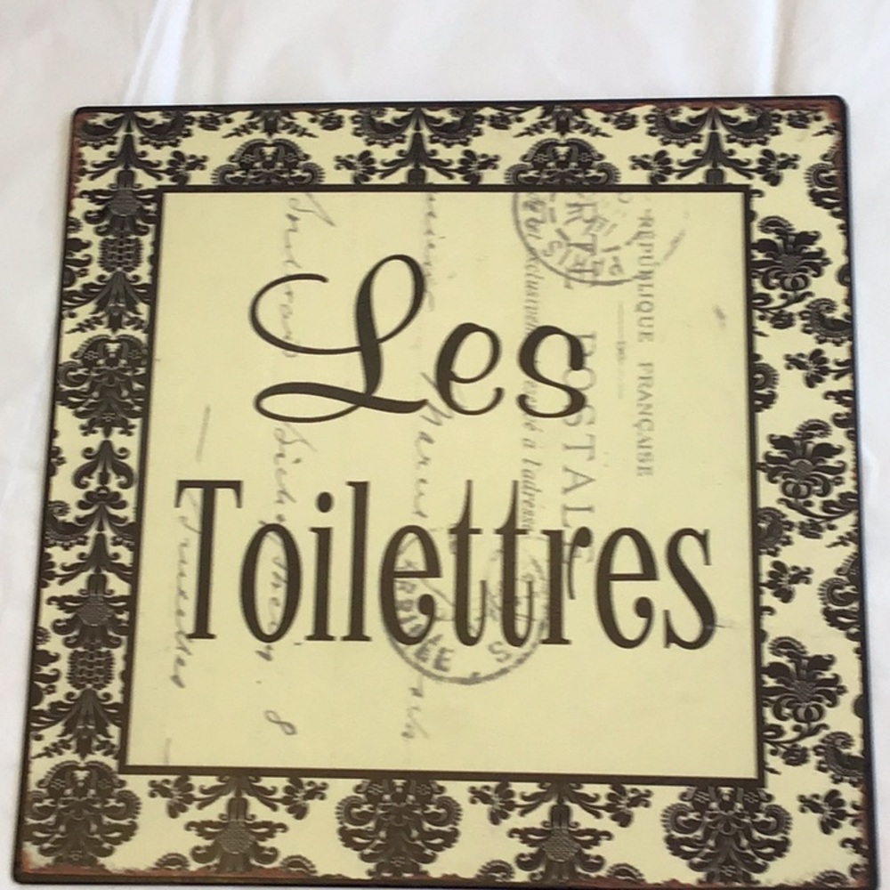🏖️2/6.00🏖️ Les Toilettres Wall Art, Home Decor excellent etc